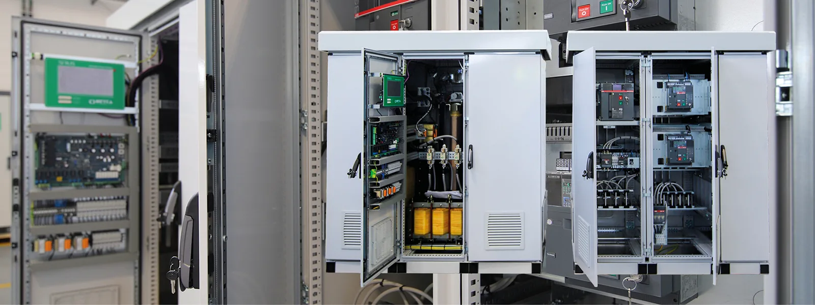 OUTDOOR VOLTAGE STABILISER FOR DIPLOMATIC PREMISES IN EAST AFRICA